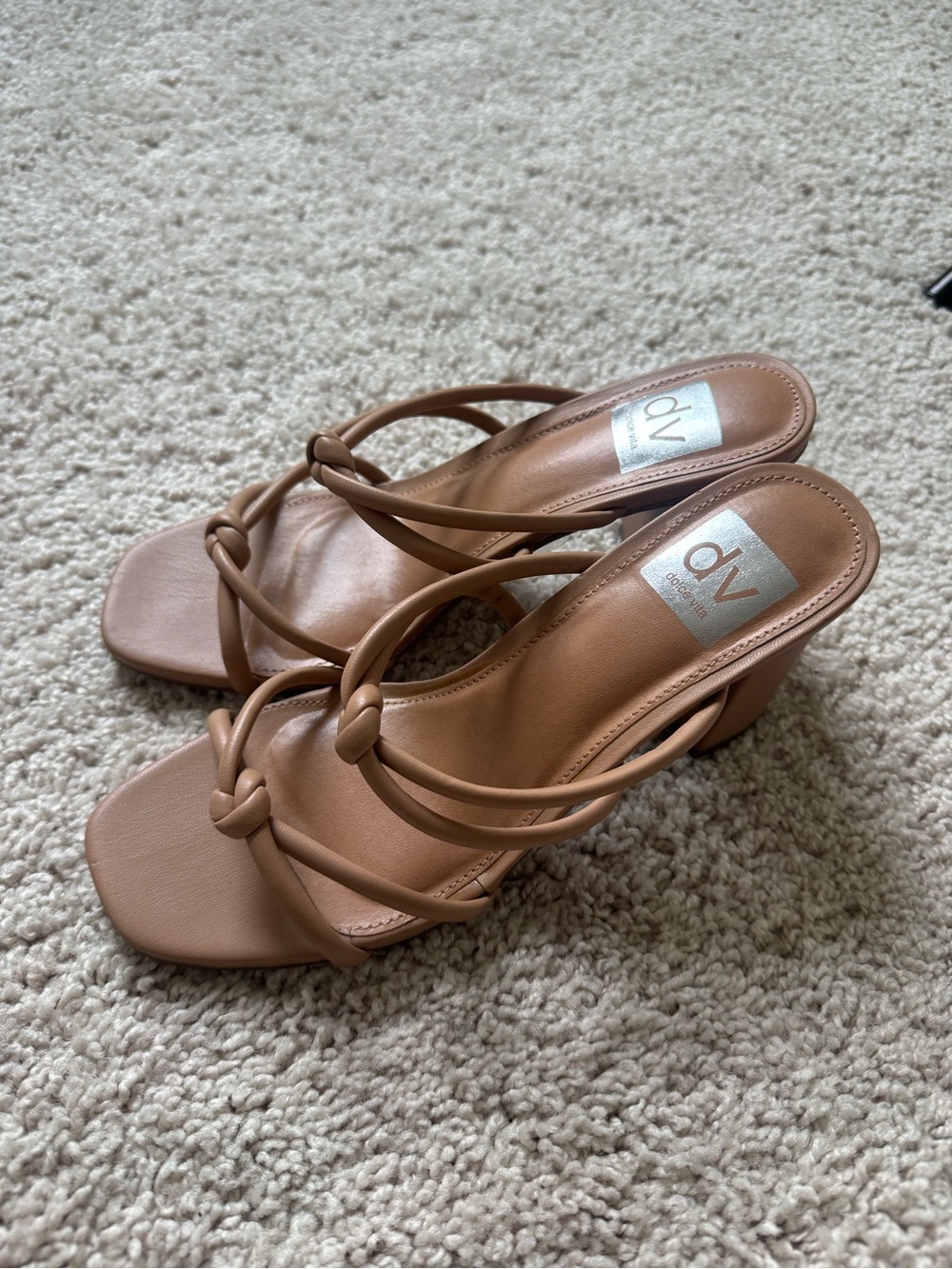 DV by Dolce Vita Holmes Tan Knotted Strappy Block Heel Sandals